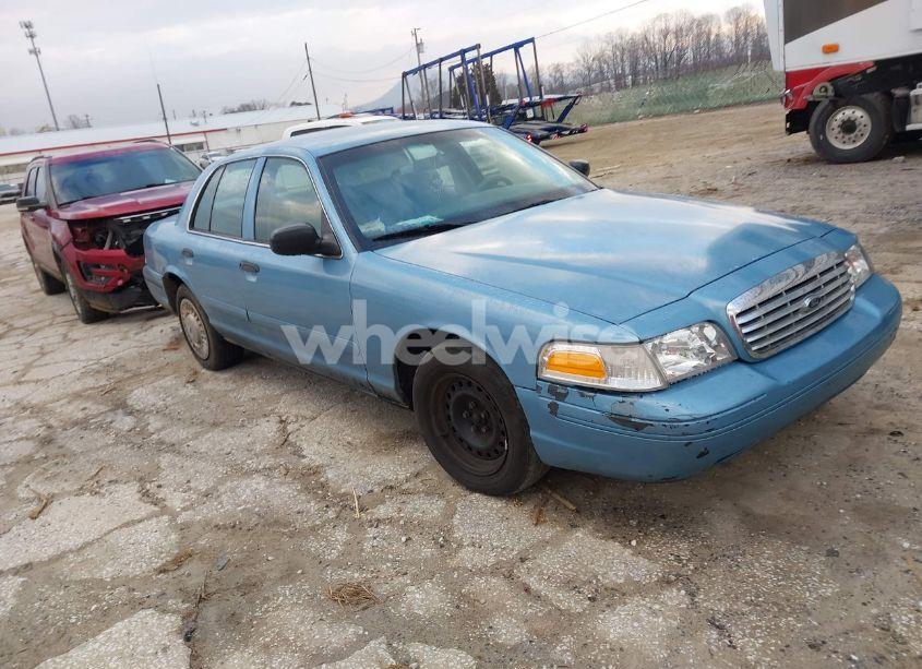 2000 Ford Crown VICTORIA COMMERCIAL APPLICATIONS (VIN 2FAFP72W4YX181431) main photo