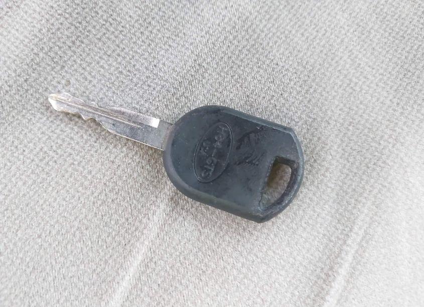 Photo 11 of 2007 Ford Crown VICTORIA STANDARD (VIN 2FAFP73V27X152109)