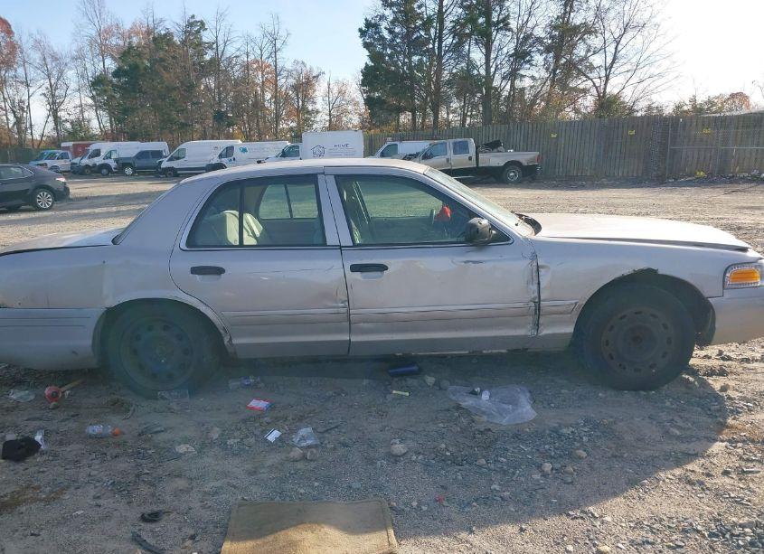 Photo 13 of 2007 Ford Crown VICTORIA STANDARD (VIN 2FAFP73V47X129527)