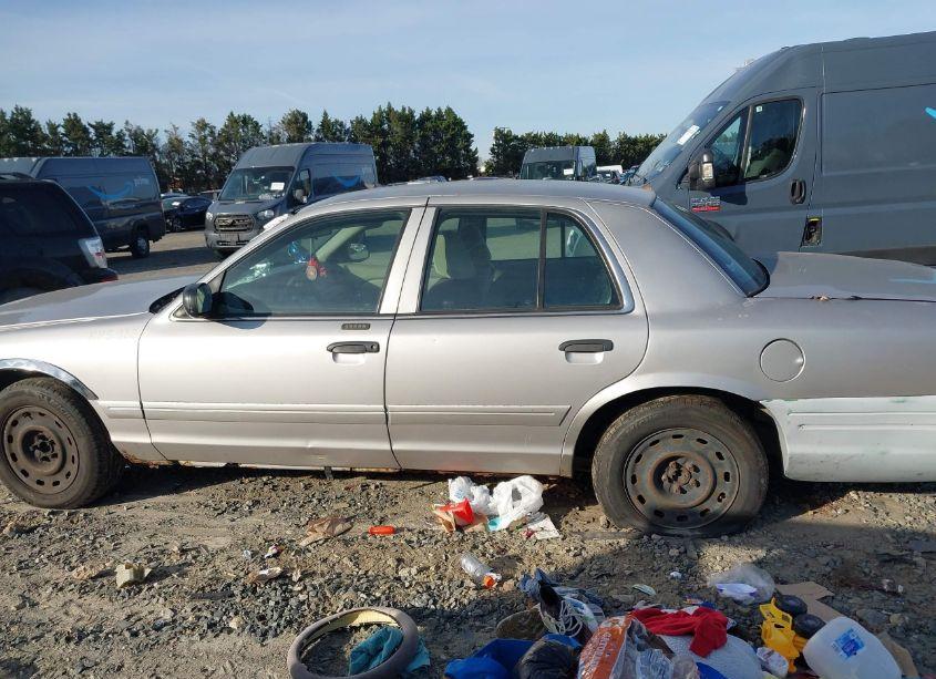 Photo 14 of 2007 Ford Crown VICTORIA STANDARD (VIN 2FAFP73V47X129527)