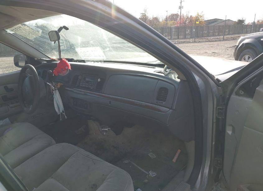 Photo 5 of 2007 Ford Crown VICTORIA STANDARD (VIN 2FAFP73V47X129527)