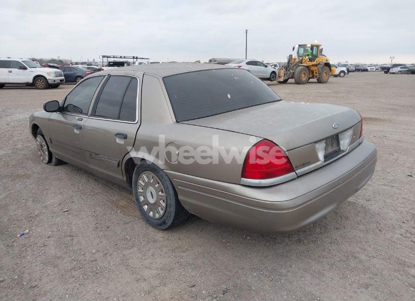 Photo 3 of 2006 Ford Crown VICTORIA STANDARD (VIN 2FAFP73V96X140649)