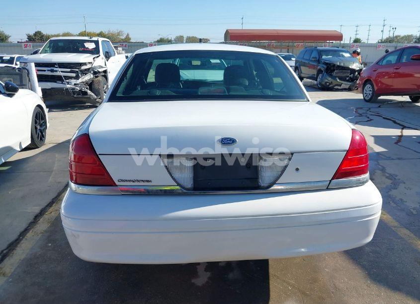 Photo 16 of 2006 Ford Crown VICTORIA STANDARD (VIN 2FAFP73V96X148122)