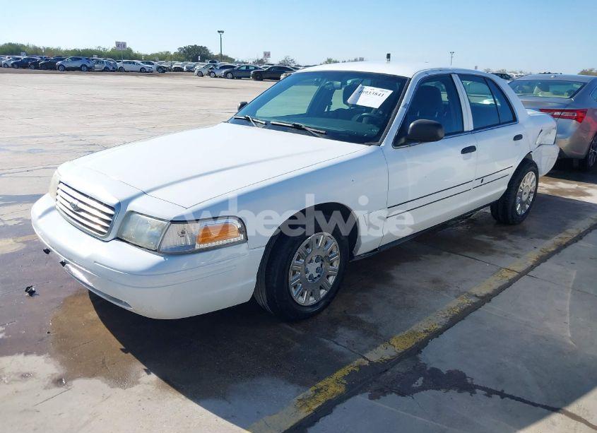 Photo 2 of 2006 Ford Crown VICTORIA STANDARD (VIN 2FAFP73V96X148122)