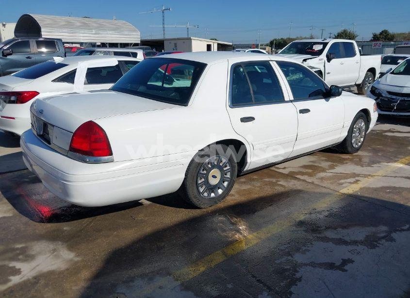 Photo 4 of 2006 Ford Crown VICTORIA STANDARD (VIN 2FAFP73V96X148122)