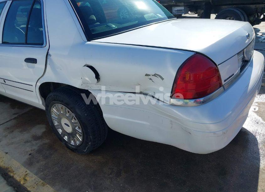 Photo 6 of 2006 Ford Crown VICTORIA STANDARD (VIN 2FAFP73V96X148122)