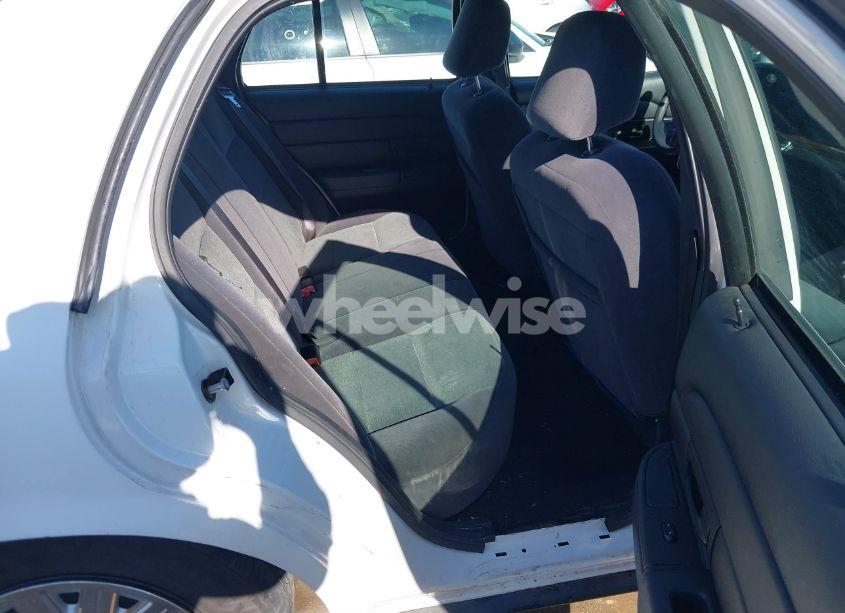 Photo 8 of 2006 Ford Crown VICTORIA STANDARD (VIN 2FAFP73V96X148122)