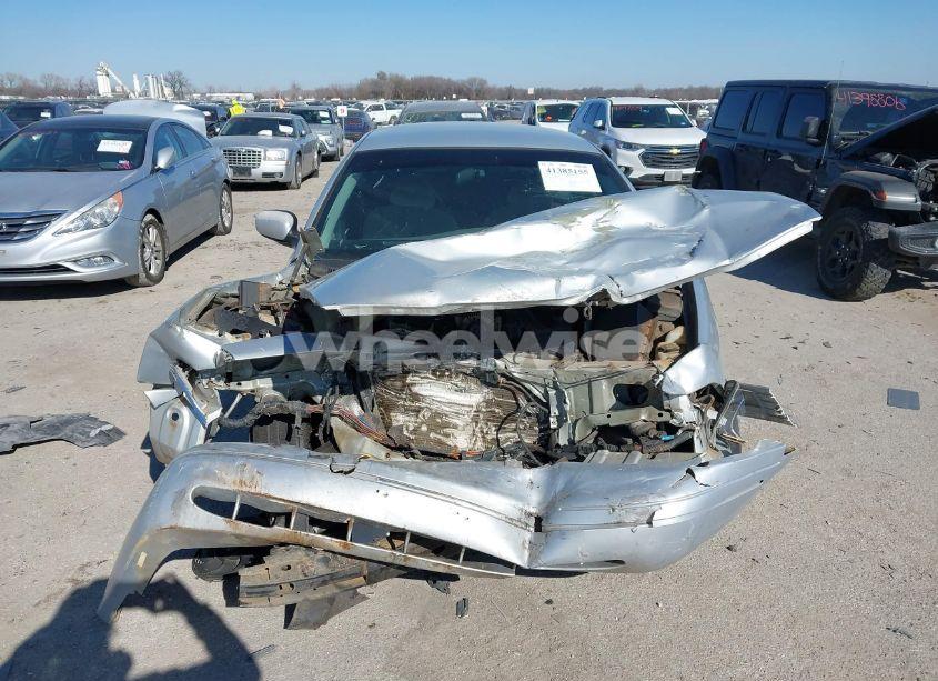 Photo 12 of 2001 Ford Crown VICTORIA (VIN 2FAFP73W01X203624)