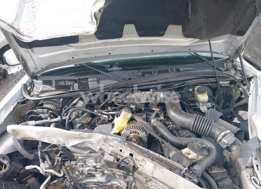 Photo 10 of 2003 Ford Crown VICTORIA STANDARD (VIN 2FAFP73W03X127423)