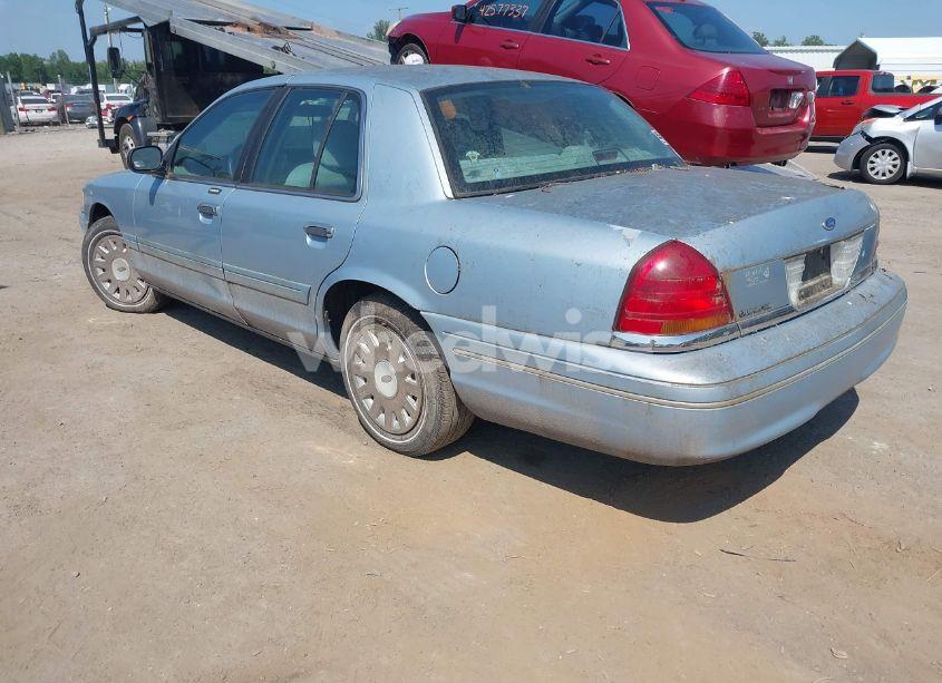 Photo 3 of 2003 Ford Crown VICTORIA STANDARD (VIN 2FAFP73W03X140169)