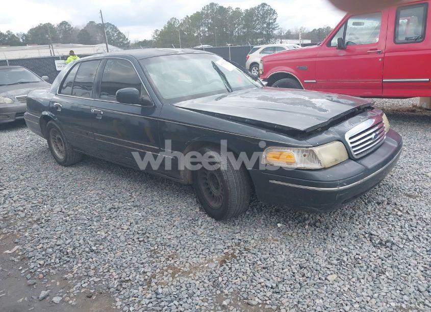 1998 Ford Crown VICTORIA (VIN 2FAFP73W2WX100941) main photo
