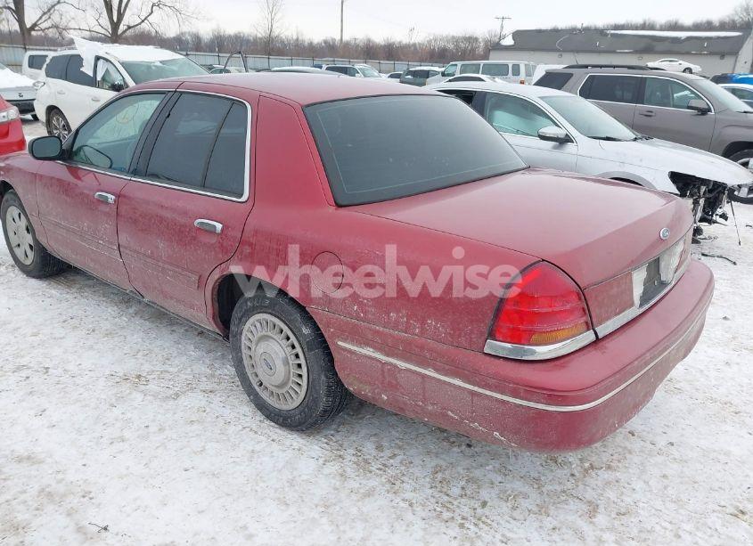 Photo 3 of 1998 Ford Crown VICTORIA (VIN 2FAFP73W3WX128232)