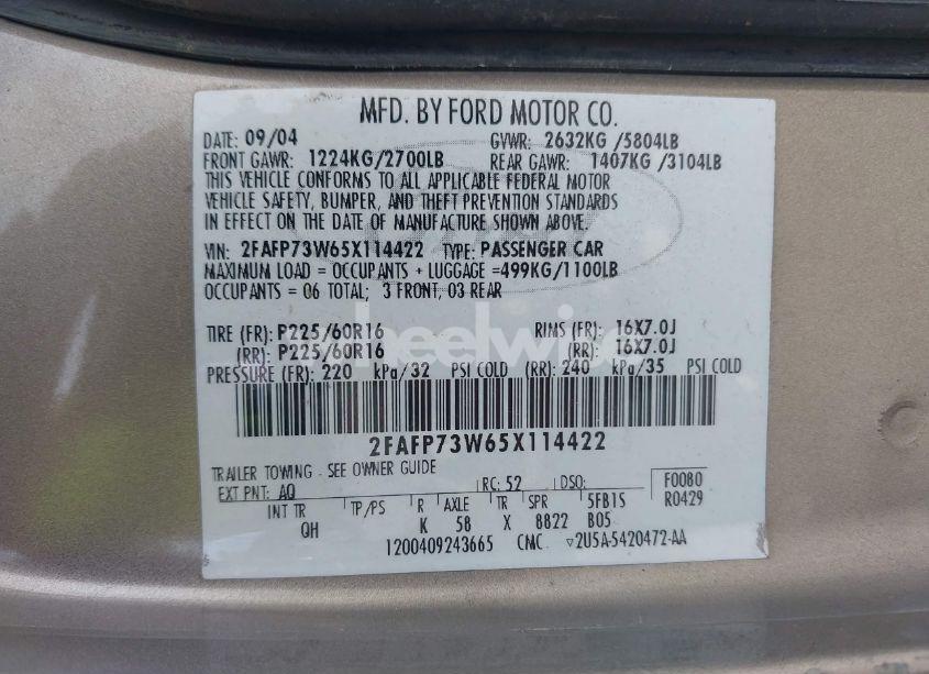 Photo 9 of 2005 Ford Crown VICTORIA STANDARD (VIN 2FAFP73W65X114422)