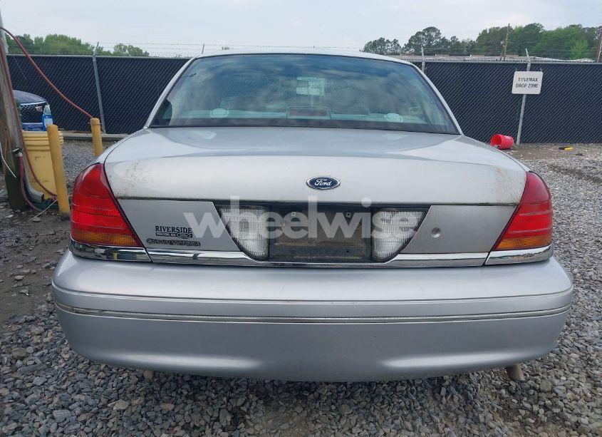 Photo 14 of 2000 Ford Crown VICTORIA (VIN 2FAFP73W6YX194471)