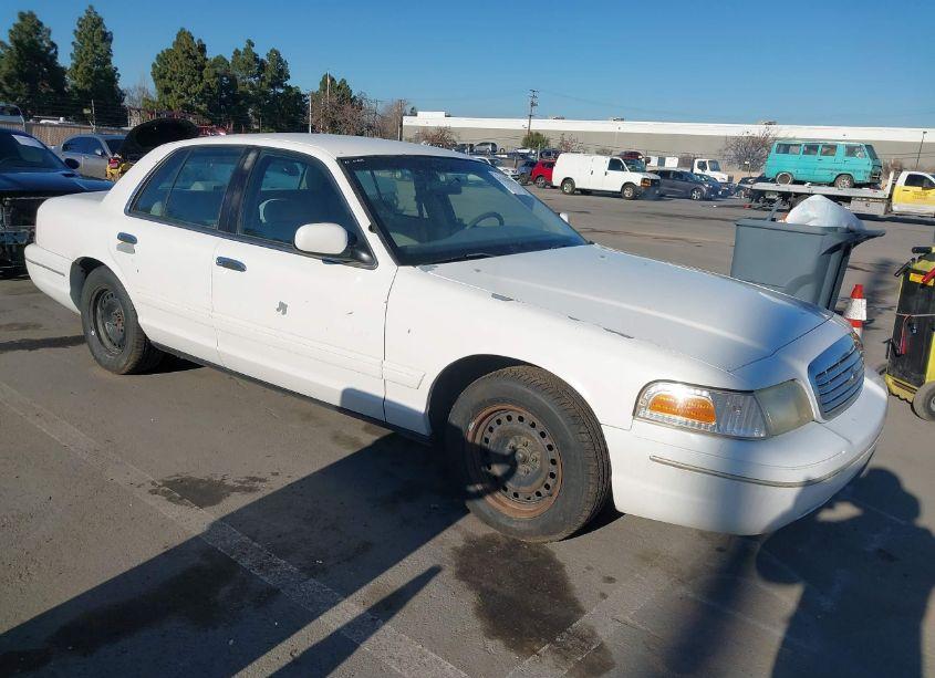 2001 Ford Crown VICTORIA (VIN 2FAFP73W71X206083) main photo