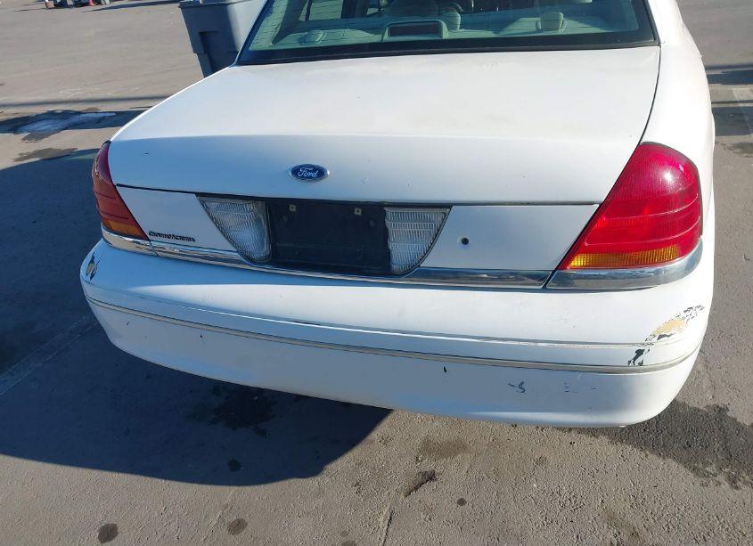 Photo 6 of 2001 Ford Crown VICTORIA (VIN 2FAFP73W71X206083)