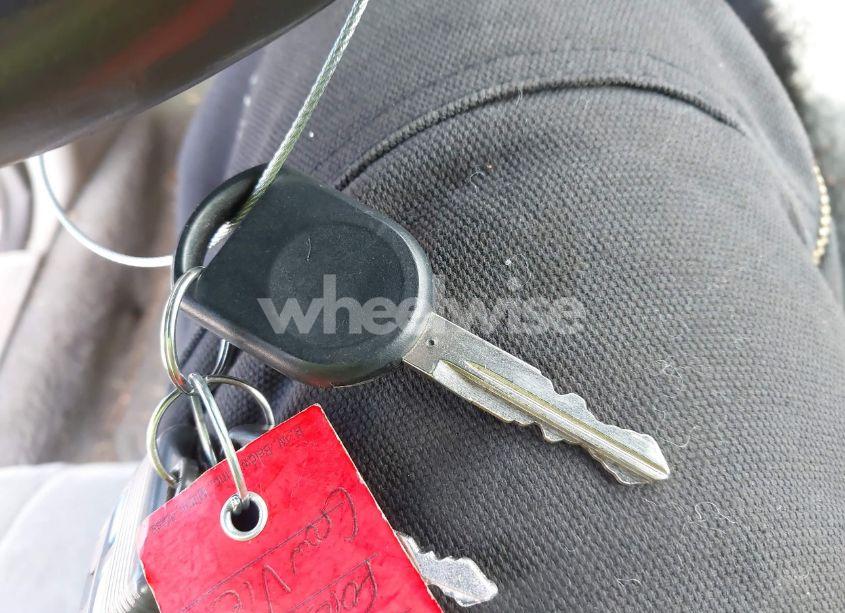 Photo 11 of 2004 Ford Crown VICTORIA STANDARD (VIN 2FAFP73W74X150232)