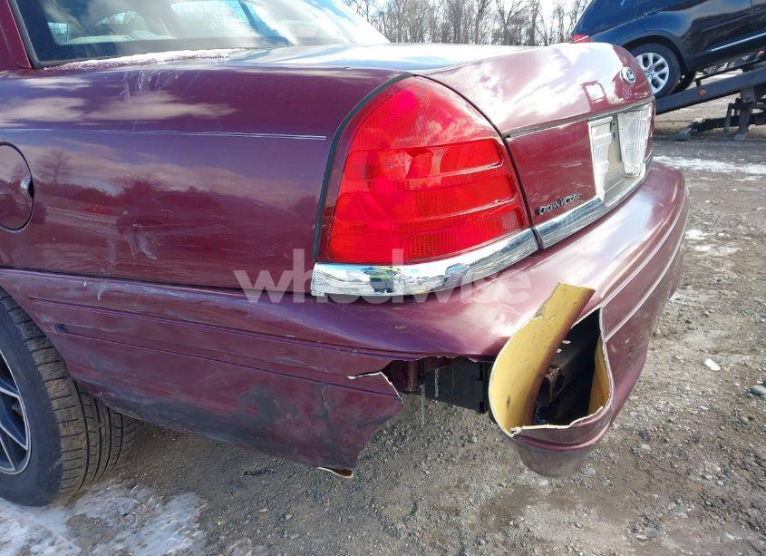 Photo 13 of 2004 Ford Crown VICTORIA STANDARD (VIN 2FAFP73W74X150232)