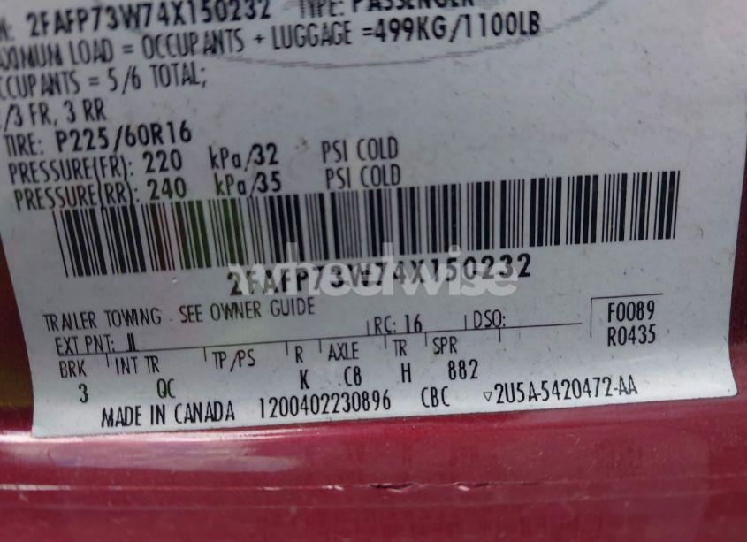 Photo 9 of 2004 Ford Crown VICTORIA STANDARD (VIN 2FAFP73W74X150232)