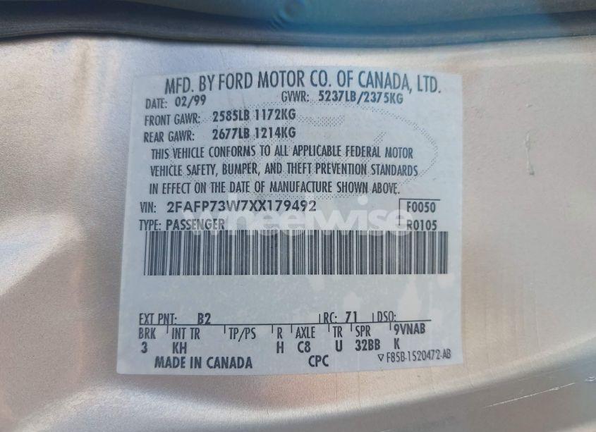 Photo 9 of 1999 Ford Crown VICTORIA (VIN 2FAFP73W7XX179492)