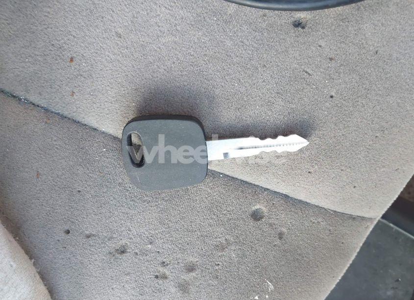 Photo 11 of 2001 Ford Crown VICTORIA (VIN 2FAFP73W81X124900)