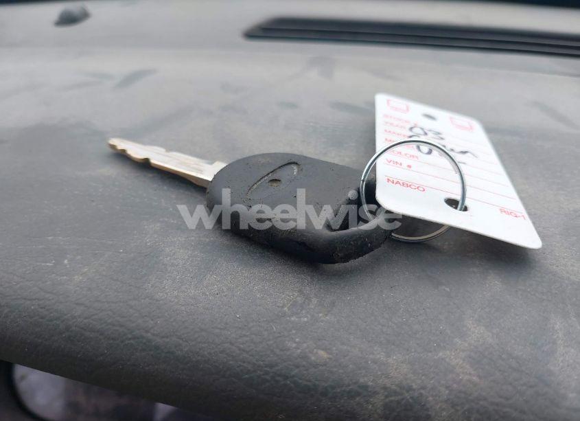 Photo 11 of 2003 Ford Crown VICTORIA STANDARD (VIN 2FAFP73W83X154921)