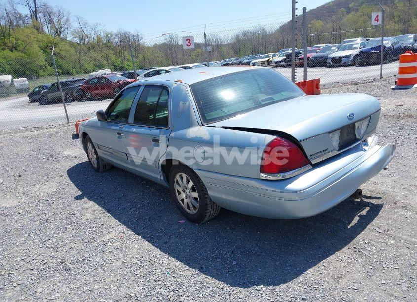 Photo 3 of 2007 Ford Crown VICTORIA LX (VIN 2FAFP74V37X122518)