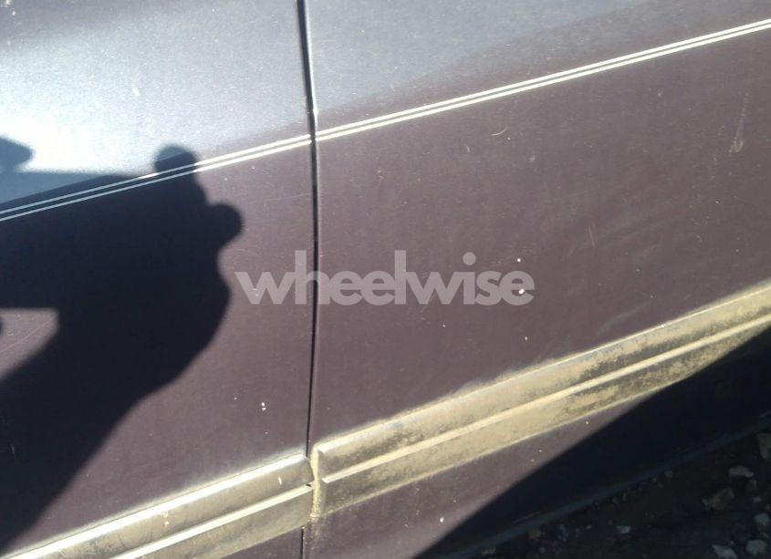 Photo 13 of 2001 Ford Crown VICTORIA LX (VIN 2FAFP74W11X122548)