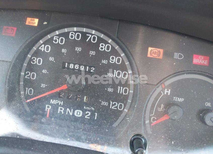 Photo 7 of 2001 Ford Crown VICTORIA LX (VIN 2FAFP74W11X122548)