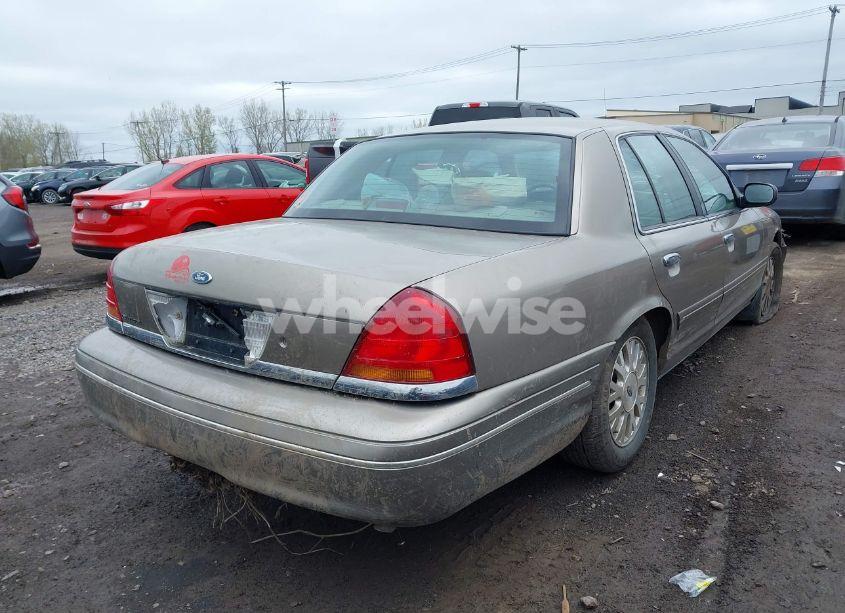 Photo 4 of 2003 Ford Crown VICTORIA LX (VIN 2FAFP74W13X120754)