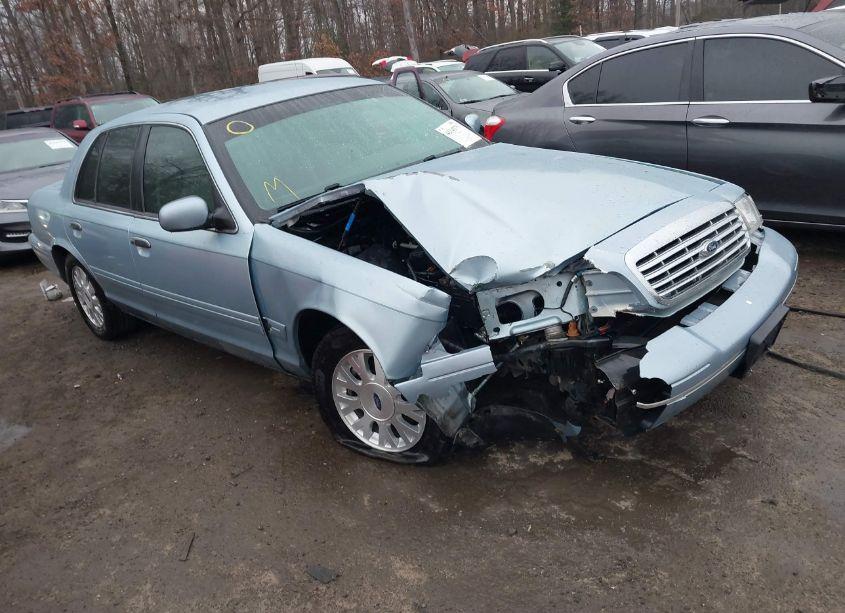 2003 Ford Crown VICTORIA LX (VIN 2FAFP74W13X124674) main photo