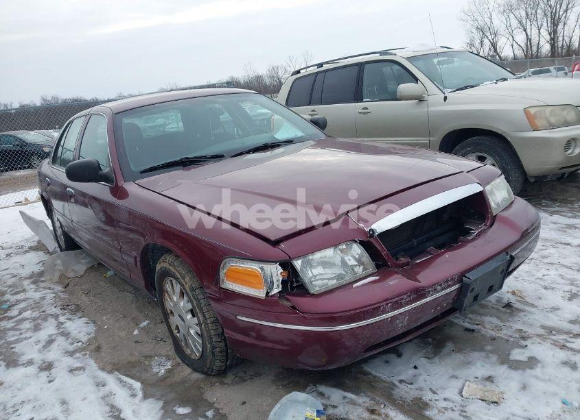 2004 Ford Crown VICTORIA LX (VIN 2FAFP74W14X128791) main photo
