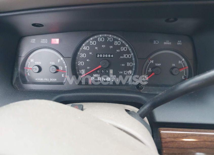 Photo 7 of 2004 Ford Crown VICTORIA LX (VIN 2FAFP74W14X149236)