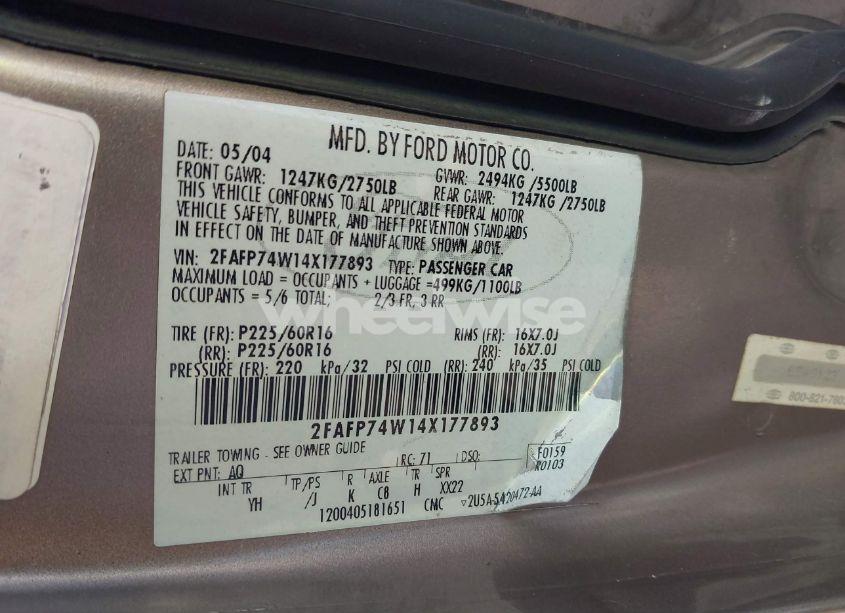 Photo 9 of 2004 Ford Crown VICTORIA LX (VIN 2FAFP74W14X177893)