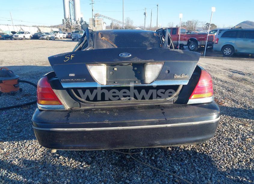 Photo 16 of 1999 Ford Crown VICTORIA LX (VIN 2FAFP74W2XX158550)