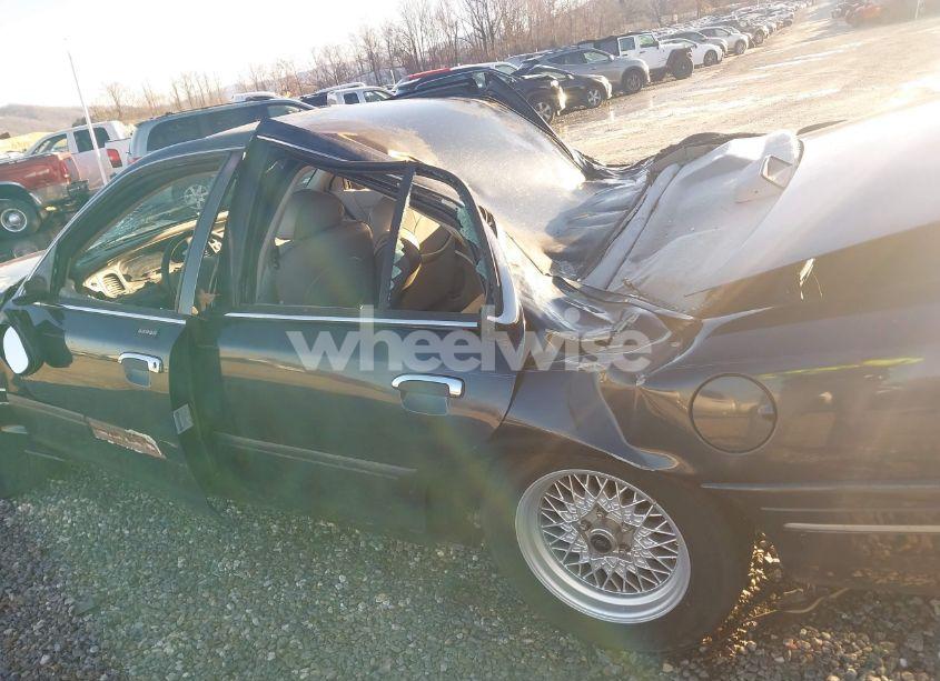 Photo 6 of 1999 Ford Crown VICTORIA LX (VIN 2FAFP74W2XX158550)