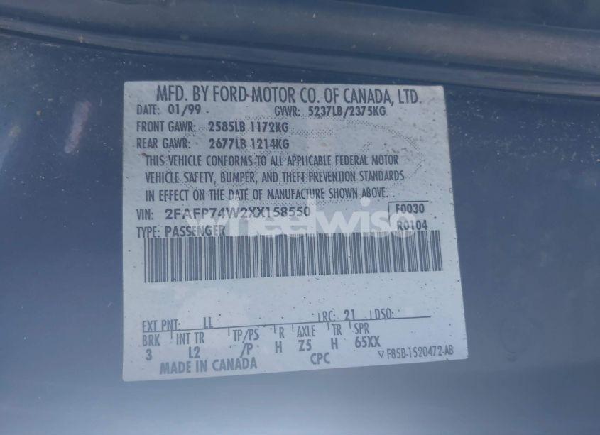 Photo 9 of 1999 Ford Crown VICTORIA LX (VIN 2FAFP74W2XX158550)