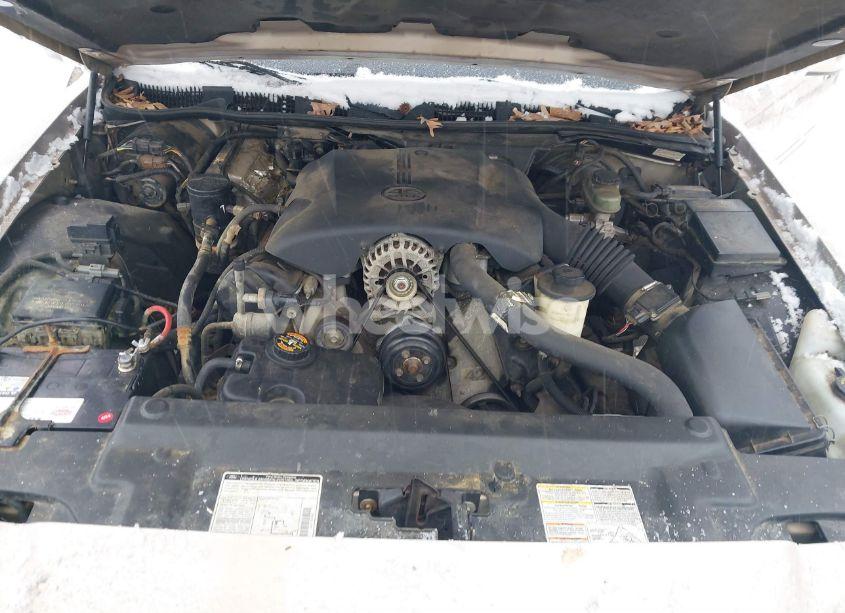 Photo 10 of 1998 Ford Crown VICTORIA LX (VIN 2FAFP74W3WX153565)