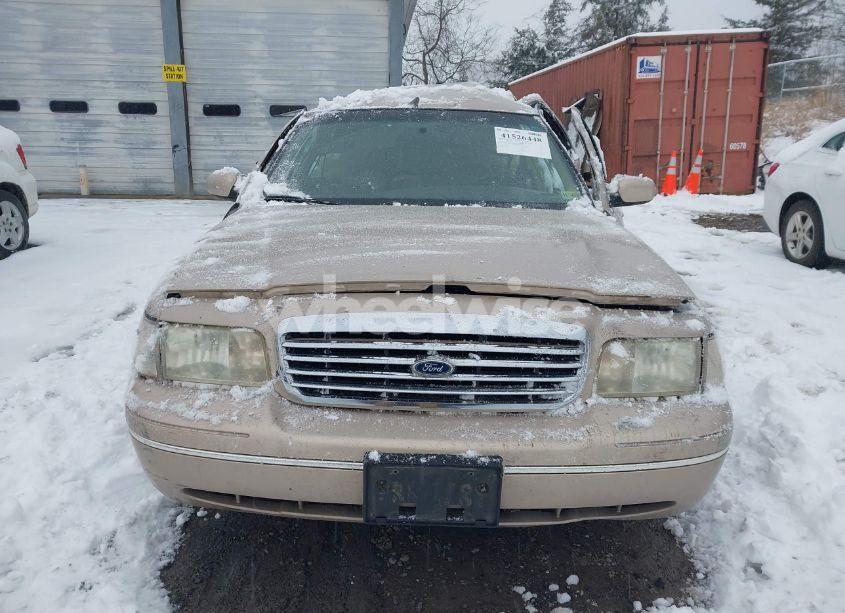 Photo 13 of 1998 Ford Crown VICTORIA LX (VIN 2FAFP74W3WX153565)