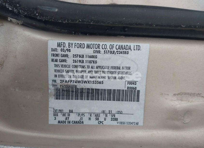 Photo 9 of 1998 Ford Crown VICTORIA LX (VIN 2FAFP74W3WX153565)