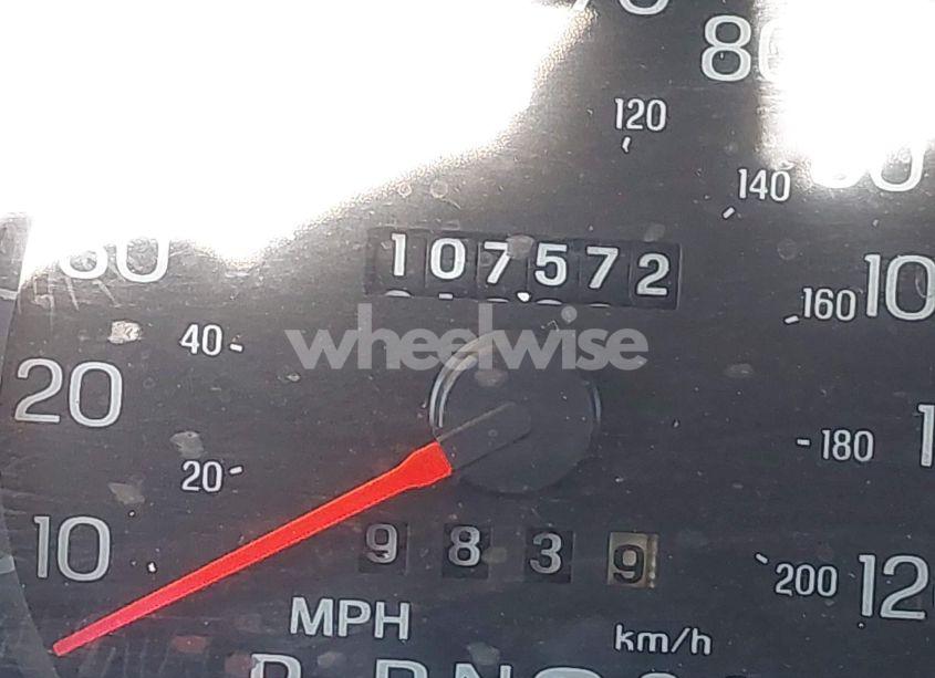 Photo 15 of 2003 Ford Crown VICTORIA LX (VIN 2FAFP74W43X182780)