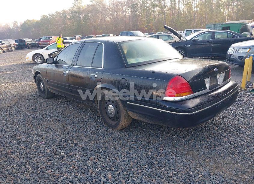 Photo 3 of 2005 Ford Crown VICTORIA LX/LX SPORT (VIN 2FAFP74W45X127975)