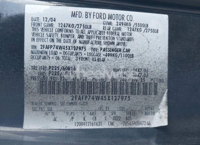 Photo 9 of 2005 Ford Crown VICTORIA LX/LX SPORT (VIN 2FAFP74W45X127975)