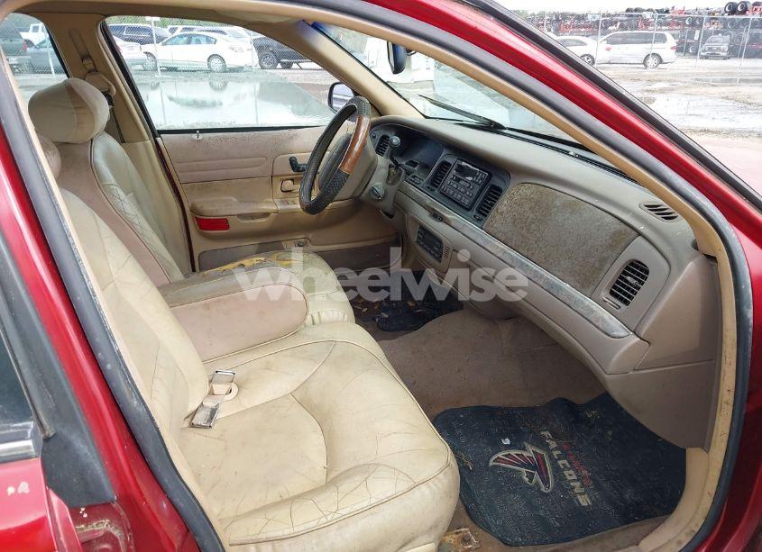 Photo 5 of 1998 Ford Crown VICTORIA LX (VIN 2FAFP74W4WX141814)