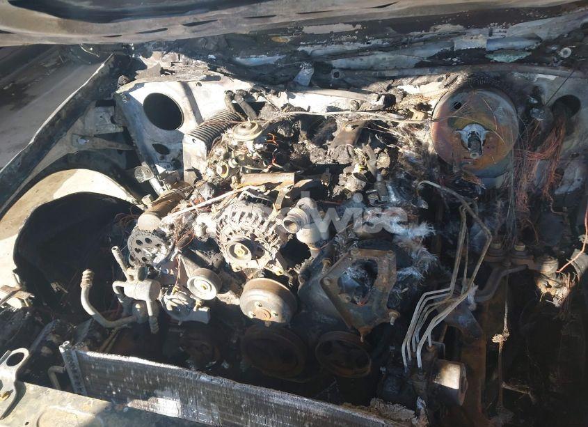 Photo 10 of 1998 Ford Crown VICTORIA LX (VIN 2FAFP74W4WX166289)