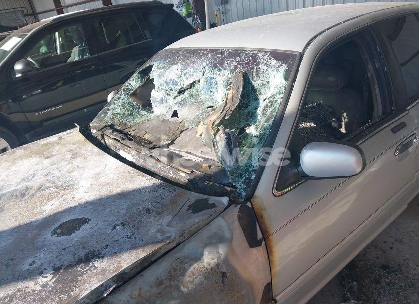 Photo 6 of 1998 Ford Crown VICTORIA LX (VIN 2FAFP74W4WX166289)