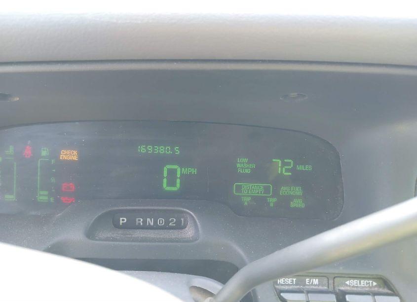 Photo 7 of 2000 Ford Crown VICTORIA LX (VIN 2FAFP74W4YX188831)