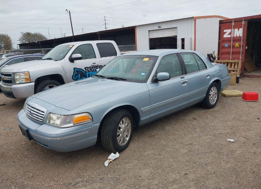 Photo 2 of 2003 Ford Crown VICTORIA LX (VIN 2FAFP74W63X172154)