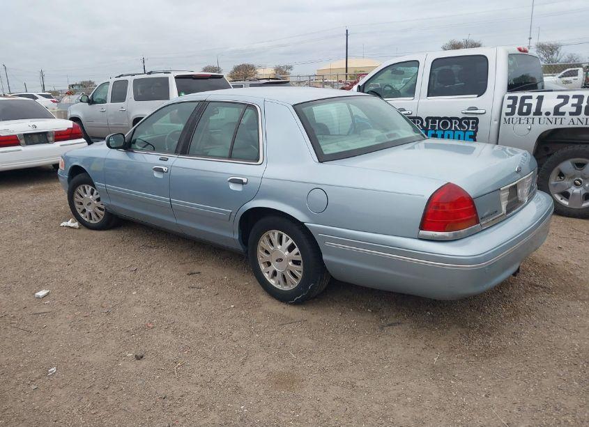 Photo 3 of 2003 Ford Crown VICTORIA LX (VIN 2FAFP74W63X172154)