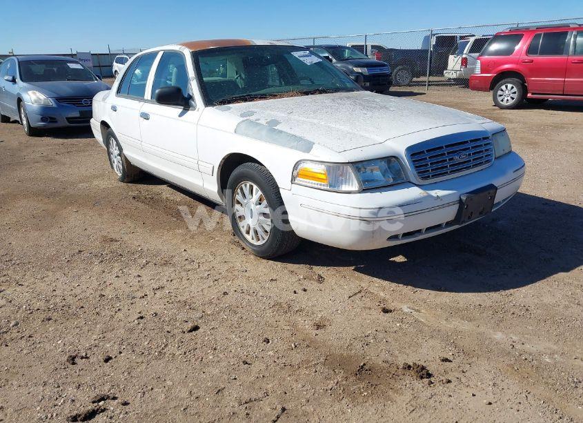 2003 Ford Crown VICTORIA LX (VIN 2FAFP74W63X183638) main photo
